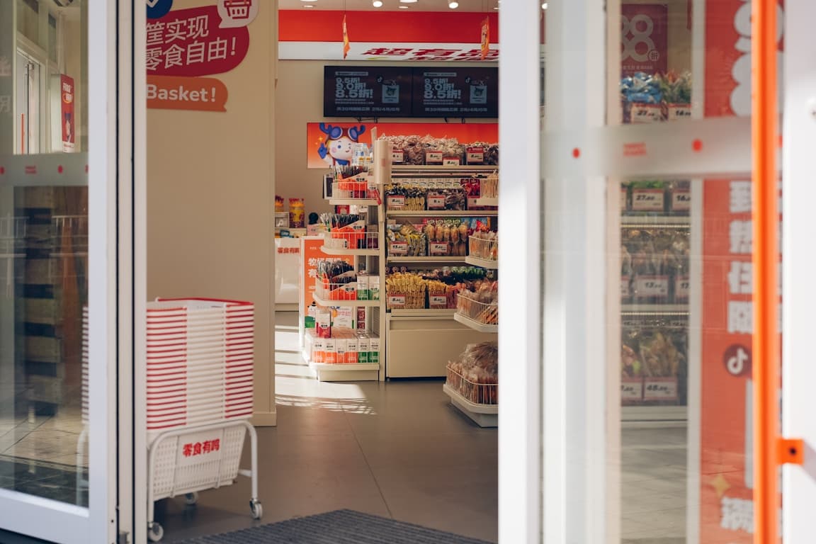 Retail Corner / Grab & Go